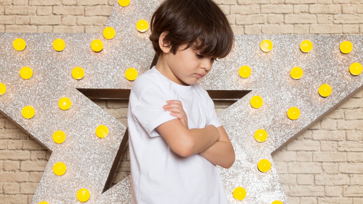 التعامل مع الطفل المتمرد